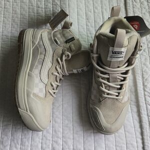 Vans Ultrarange Exo Hi Mte 2 Women Size 5 Checkerboard Birch Tan 012026